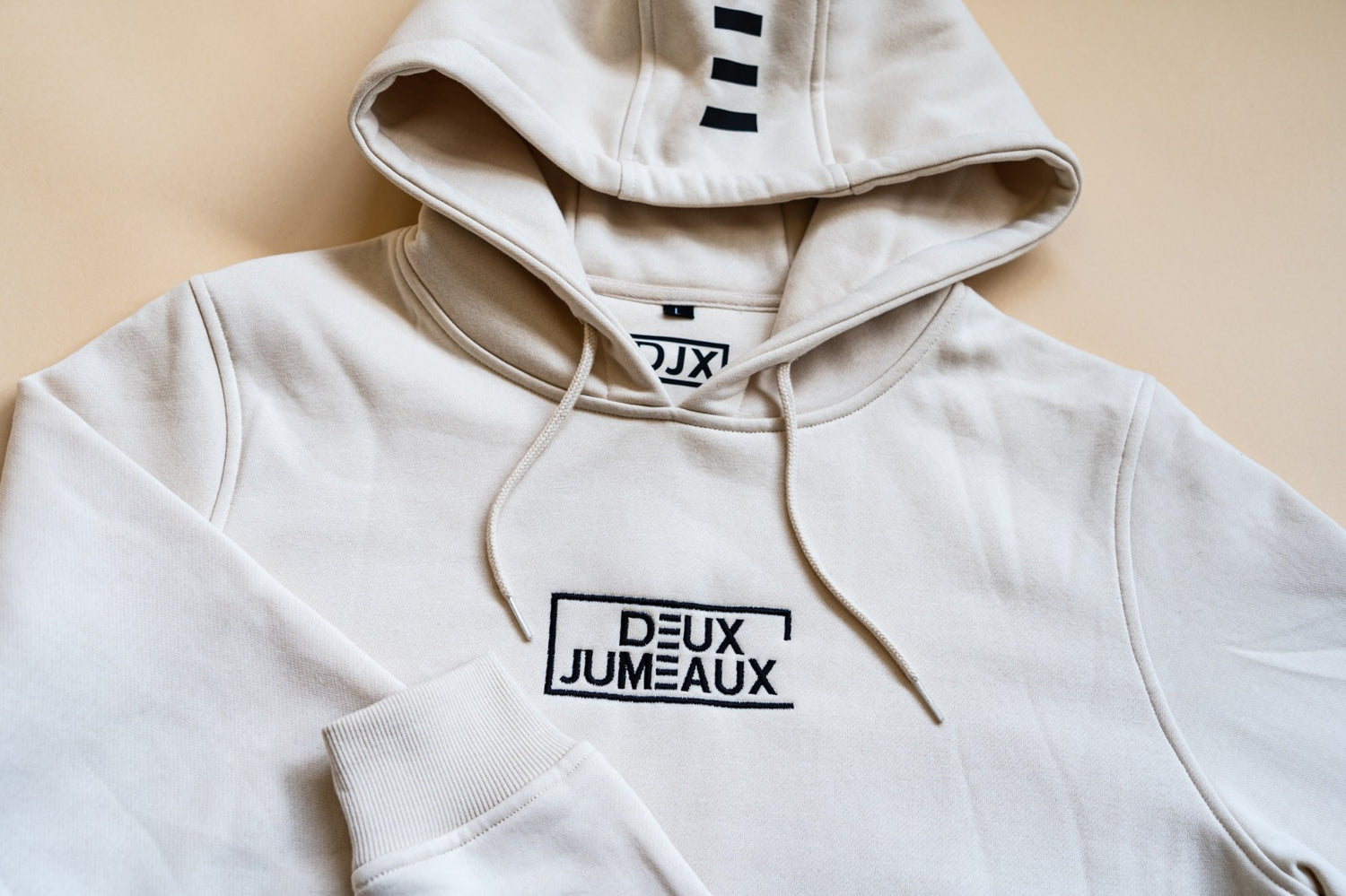 Sweaters & Hoodies