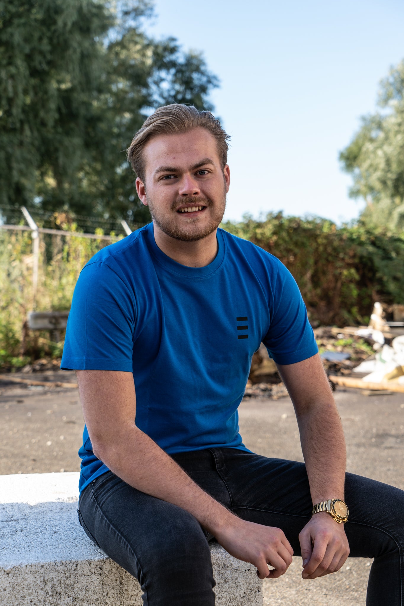 Essential Tee - Blue